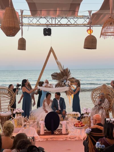 C8ECE9A6-99C9-411C-BCA0-CEAEAD2C300D